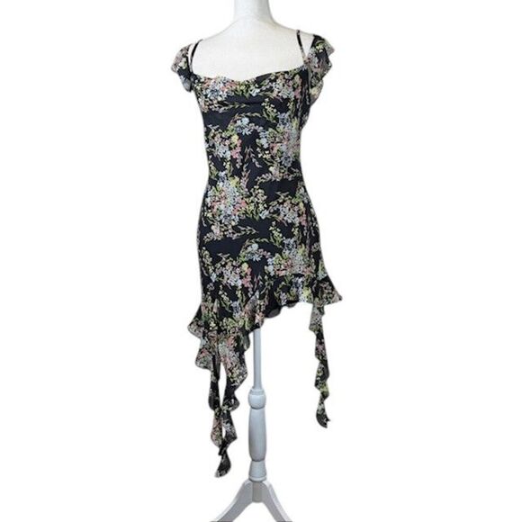 NWT Forever 21 Ruffle Fringe Mini Dress Charcoal Gray Floral Strappy Size Small - Picture 1 of 13